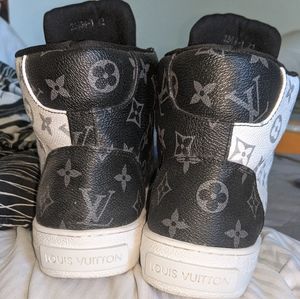 Louis Vuitton shoes size 9
